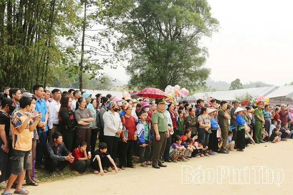 Vibrant Atmosphere at Muong Hoa Cultural Festival and Chua Ke Festival 2026