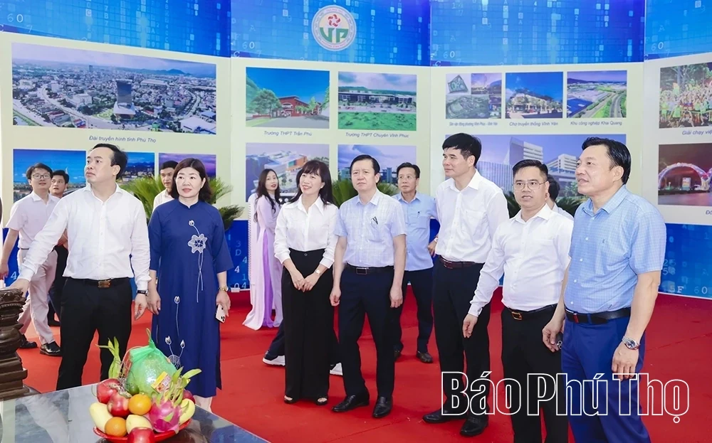 Inspecting Preparations for the 2026 Hung Kings Commemoration and Hung Temple Festival
