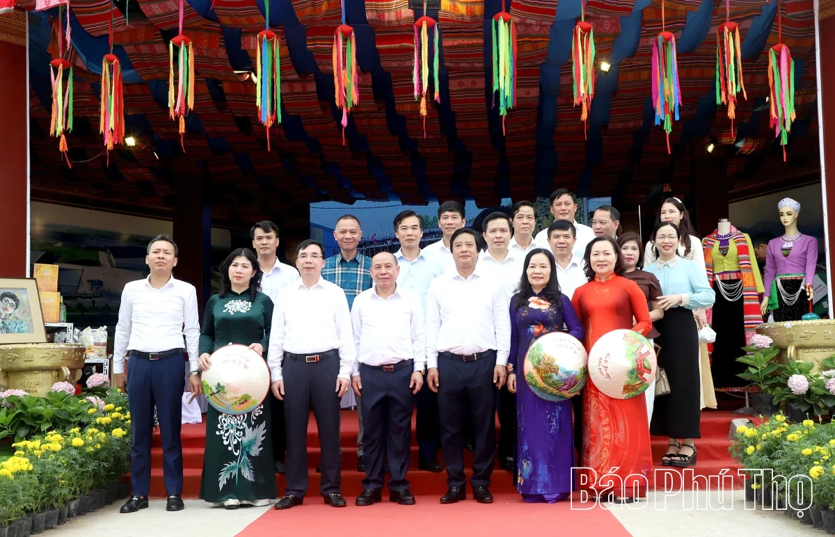 Provincial leaders visit and encourage units participating in the 2026 Cultural Camp