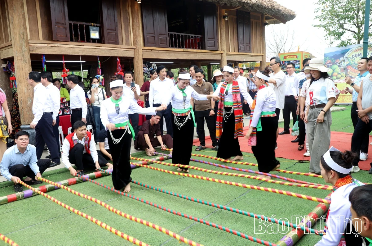 Provincial leaders visit and encourage units participating in the 2026 Cultural Camp