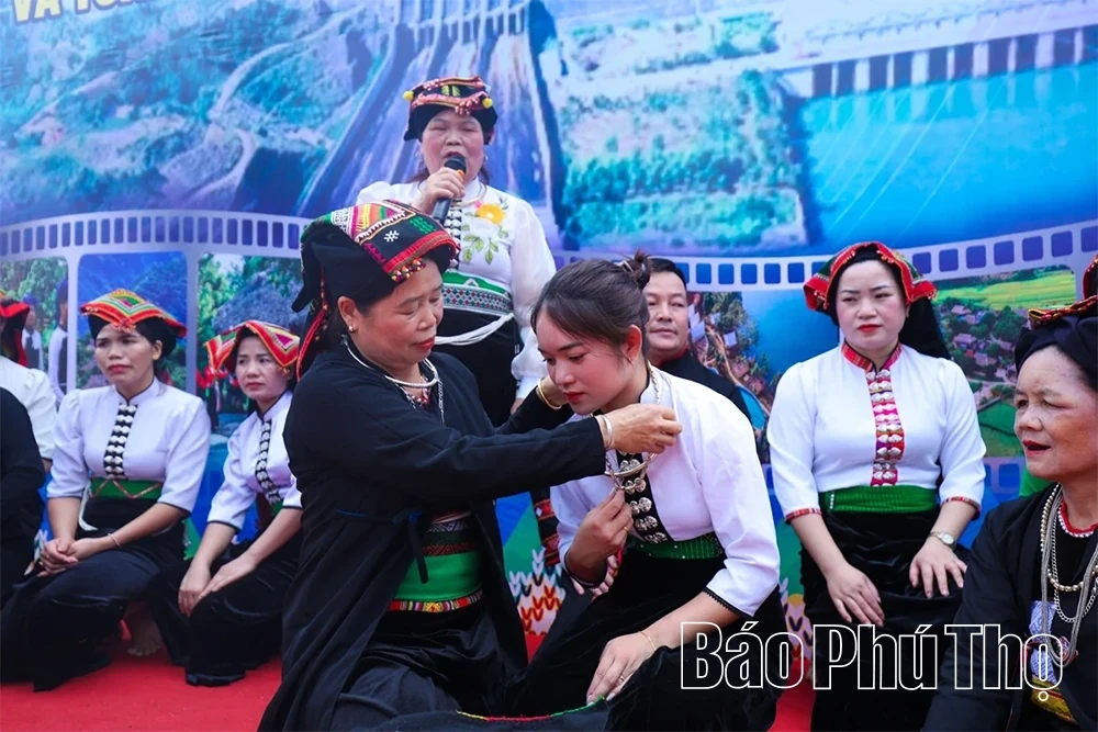 Hung Kings Commemoration – Ancestral Land Culture and Tourism Week: A Convergence of Vietnamese Cultural Essence