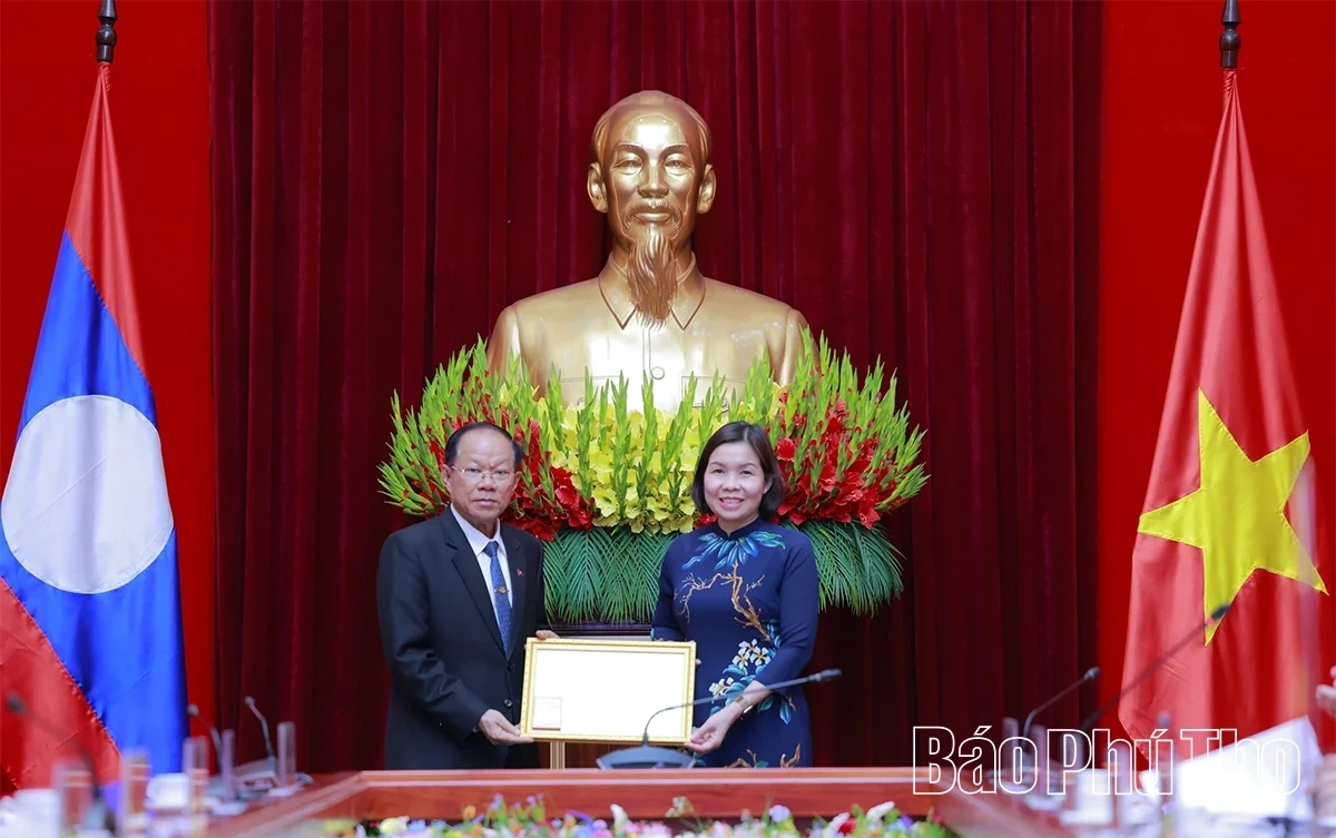 Strengthening the Special Friendship and Promoting Comprehensive Cooperation between Phu Tho and Luang Namtha