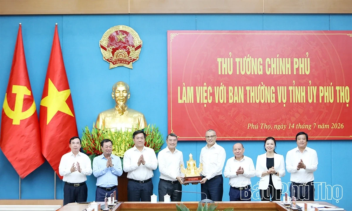 Prime Minister Le Minh Hung: Creating the Best Conditions for Phu Tho to Achieve New Breakthroughs