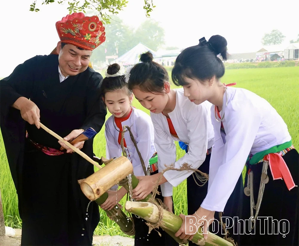 Keeping Alive the Culture of the Muong Ethnic Group