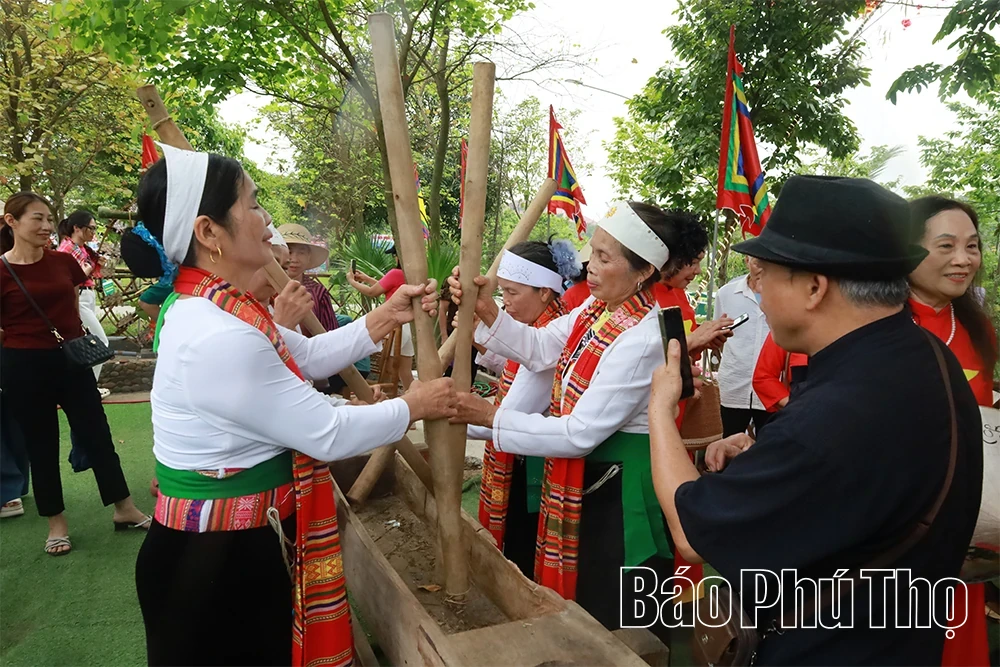 Keeping Alive the Culture of the Muong Ethnic Group