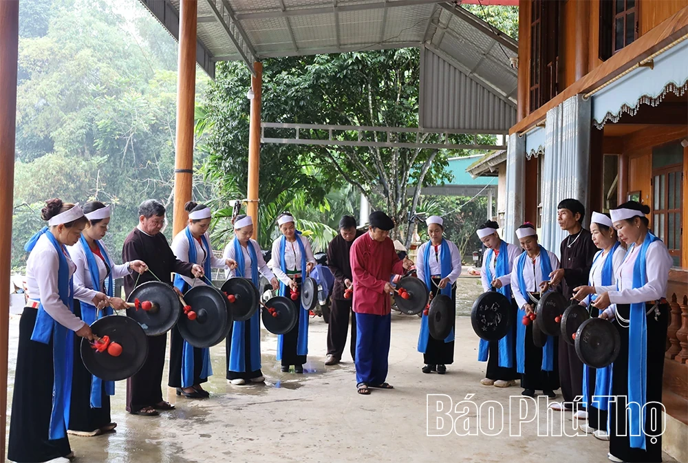 Keeping Alive the Culture of the Muong Ethnic Group