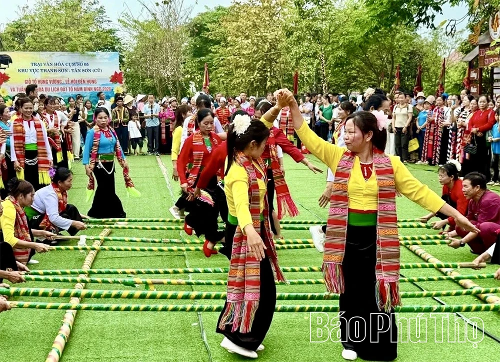 Keeping Alive the Culture of the Muong Ethnic Group