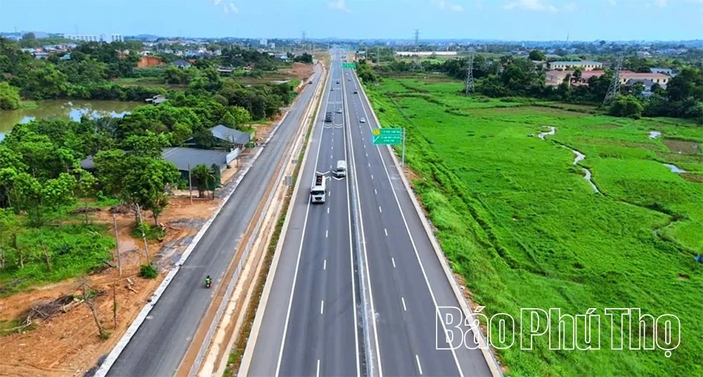 Ministry of Construction Inspects Acceptance Conditions for Project Connecting Noi Bai - Lao Cai and Tuyen Quang - Phu Tho Expressways Through the Province
