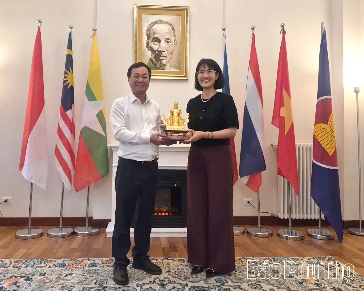 Phu Tho Expands External Relations Space, Drives Investment Cooperation, and Promotes the Locality in Europe