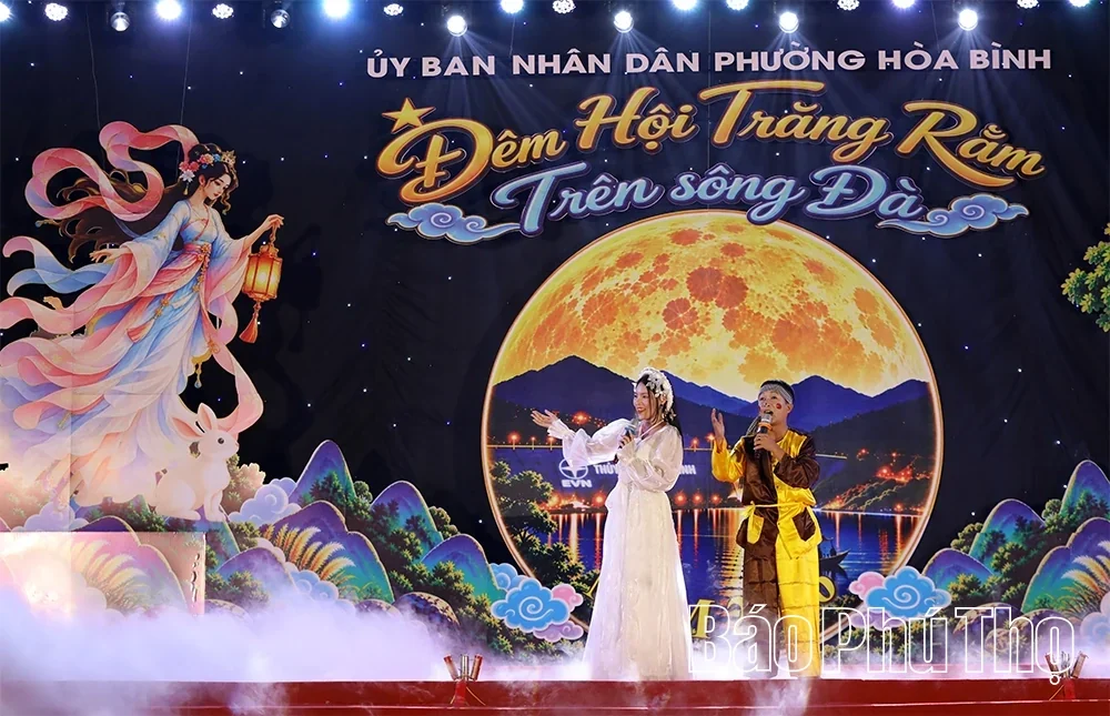 Exciting Full Moon Festival Night on the Da River