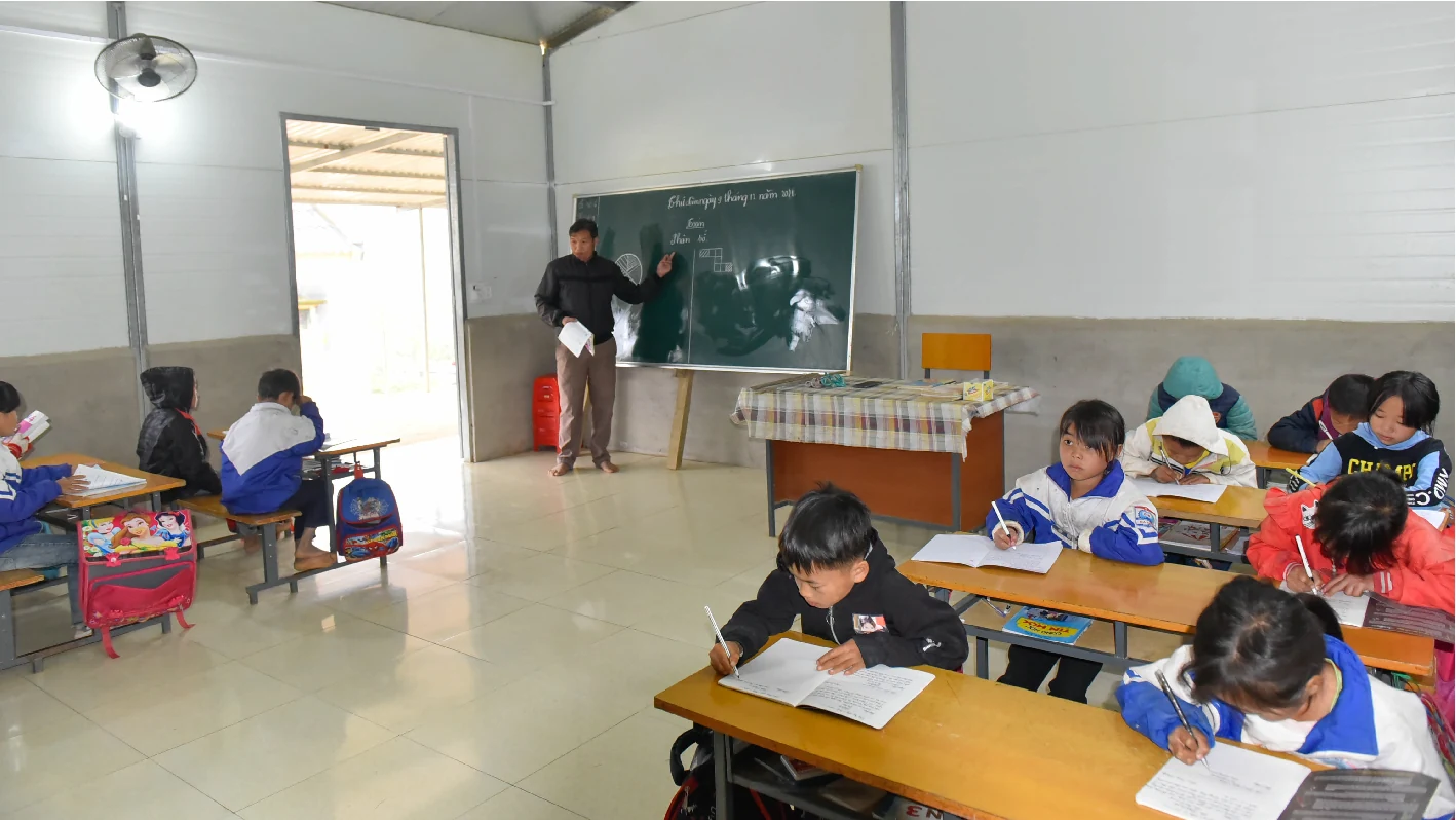 [E-Magazine] - Gieo chữ ở bản Ché Lầu