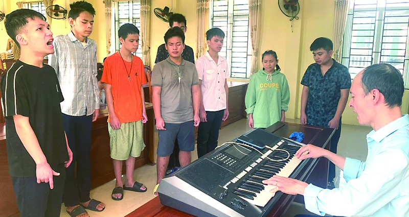 Những lớp học đặc biệt: “Người gieo mầm xanh” hy vọng