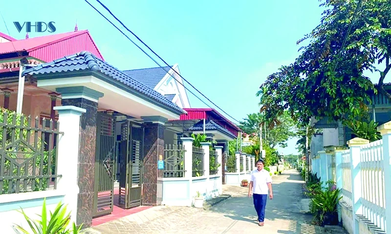 “Lạc” bước giữa quê nhà: Chạm ngõ...