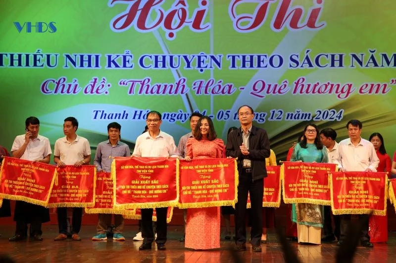 Sôi nổi hội thi thiếu nhi kể chuyện theo sách