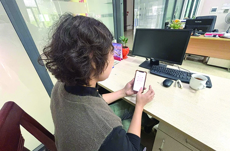 Giới trẻ đẩy mạnh xu hướng thanh toán không dùng tiền mặt