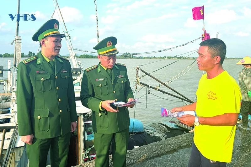 “Ðâu cần bộ đội có, đâu khó có bộ đội”: Canh giữ biển đảo, cứu nạn giữa trùng khơi