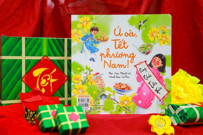 Mùa sách Tết 2025: Nhiều ấn phẩm về phong tục đón Tết cổ truyền