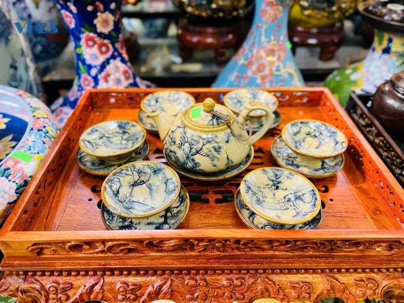 Nhộn nhịp phố gốm, sứ những ngày cận Tết