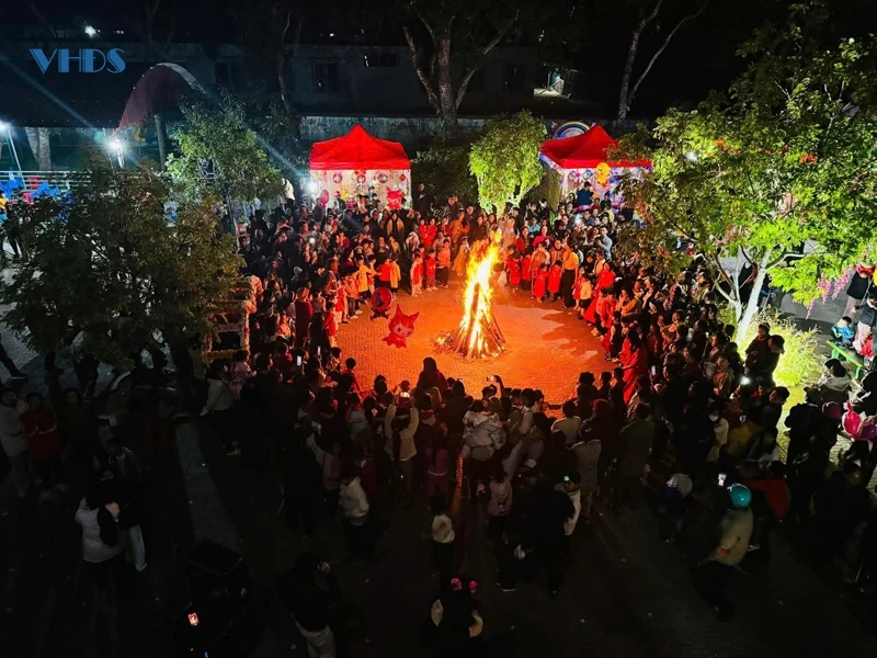 Rộn ràng không khí “Tết đến Xuân về” trong trường học