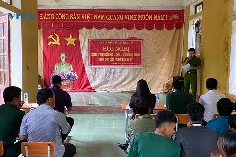 Để bản vùng biên không còn tội phạm và tệ nạn ma túy