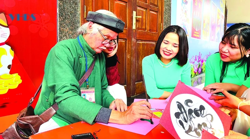 Giữ hồn thư pháp (Bài 2): Nghề... cho chữ