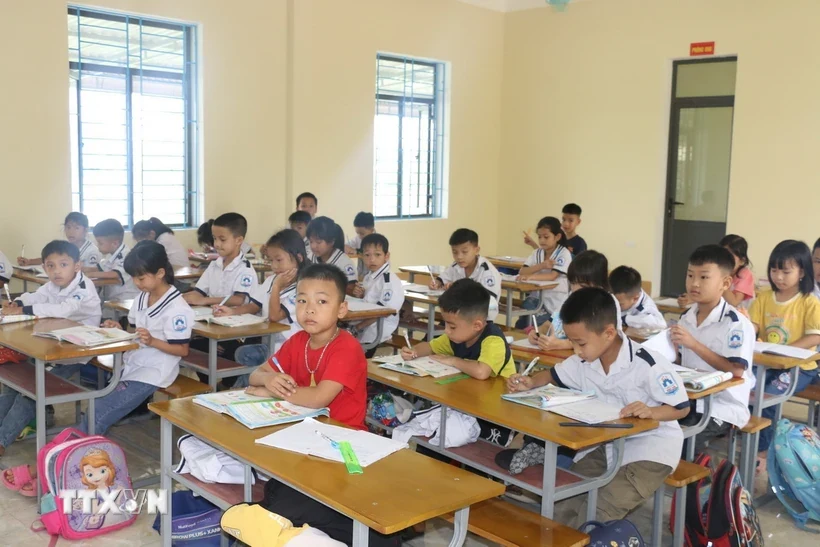 18 năm cấm dạy thêm... trên giấy và thách thức trong thực hiện Thông tư 29