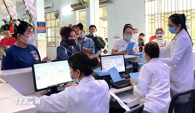 Chuyên gia cảnh báo không tự ý điều trị cúm bằng Tamiflu