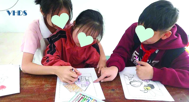 “Sân chơi hòa nhập” lấp lánh niềm vui