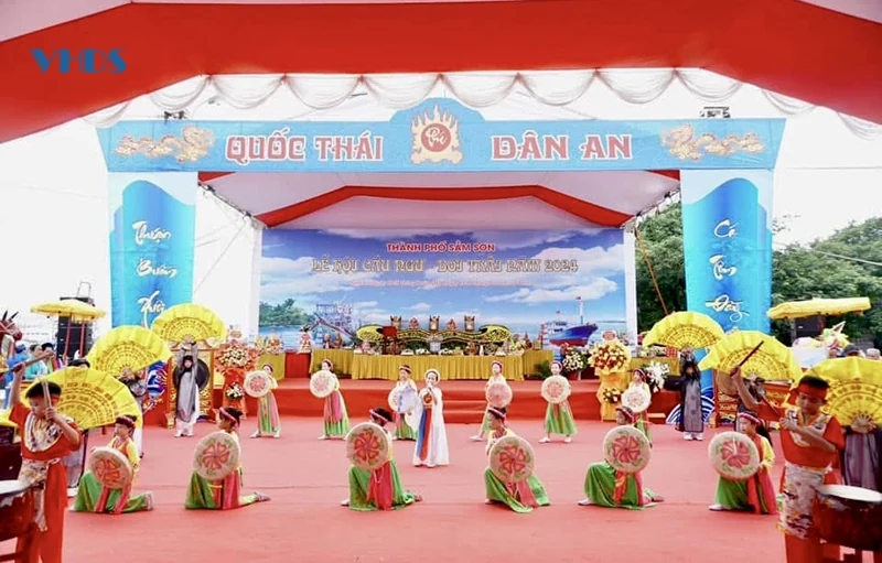 Đặc sắc lễ hội Cầu Ngư của cư dân miền biển xứ Thanh