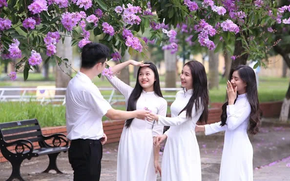 Sắc tím một thời thanh xuân