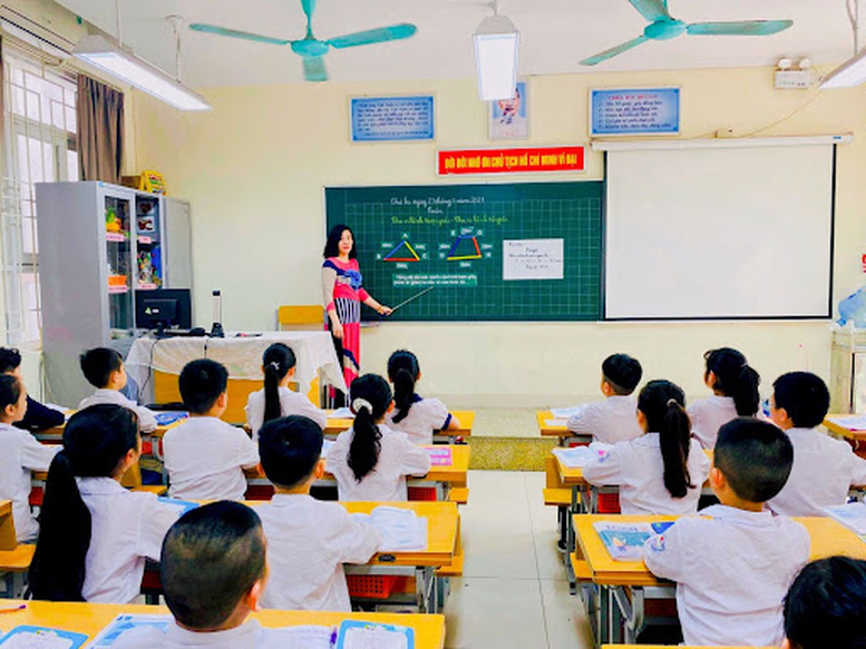 Học sinh THCS, THPT học 2 buổi/ngày: Không thể làm đồng loạt, càng không thể ép buộc