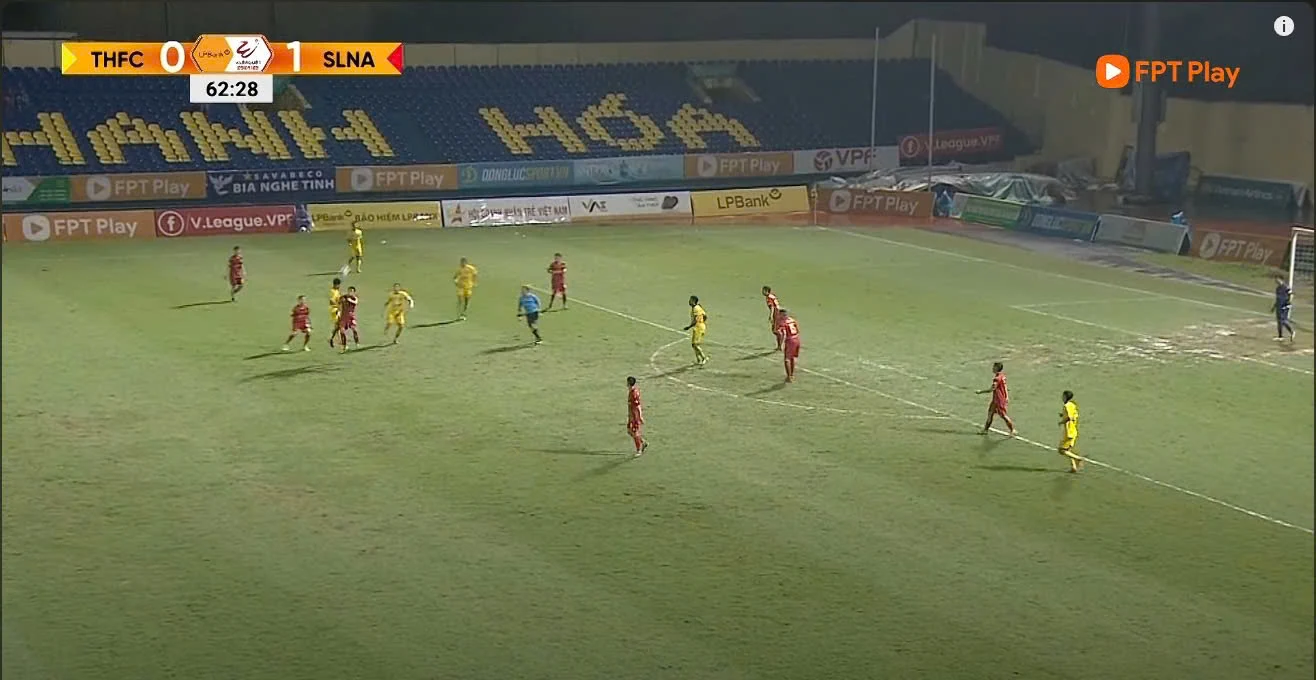 Dấu ấn của tài năng người Lào trong trận ra mắt V.League