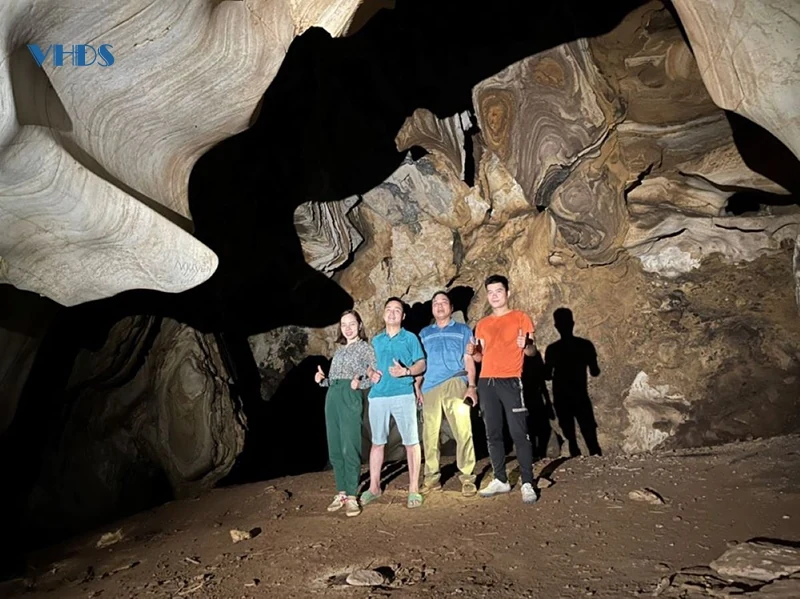 Tiềm năng du lịch huyện vùng biên cần được “đánh thức”