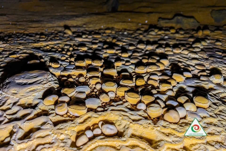 Công viên địa chất Lạng Sơn chính thức được UNESCO công nhận là Công viên địa chất toàn cầu