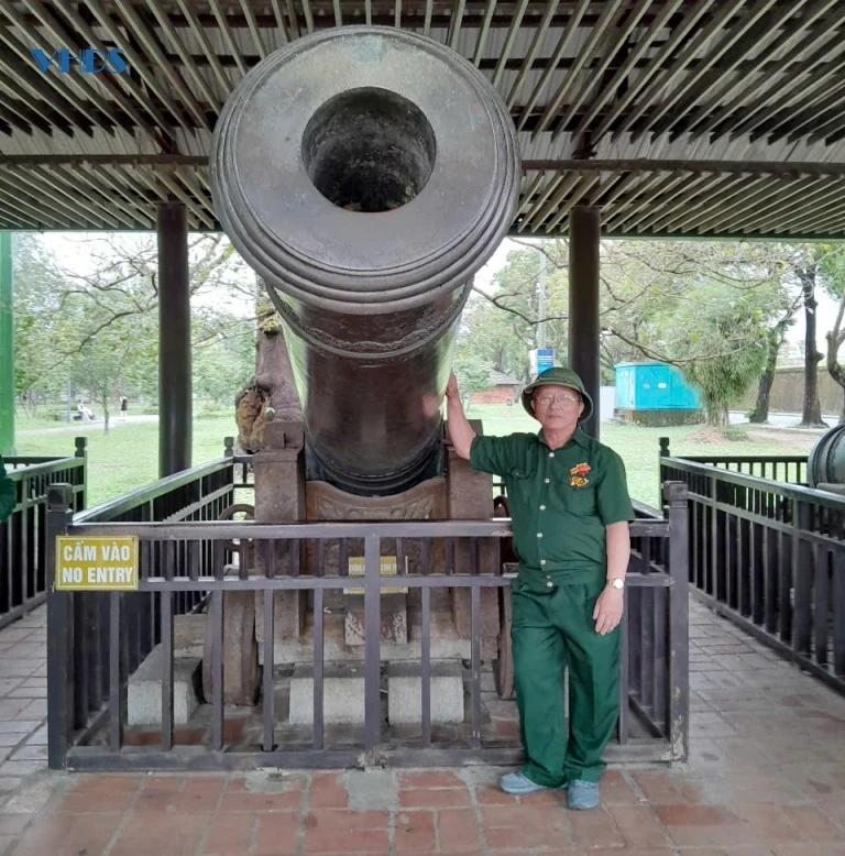 Thăm lại chiến trường xưa