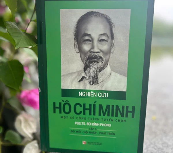 Nội dung tư tưởng Hồ Chí Minh về đổi mới
