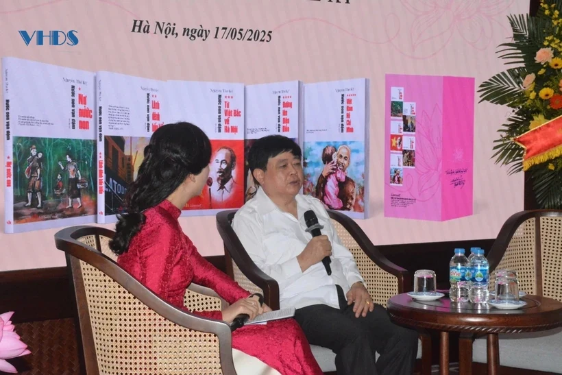 Nước non vạn dặm: Bộ tiểu thuyết đồ sộ về cuộc đời và sự nghiệp của Bác Hồ