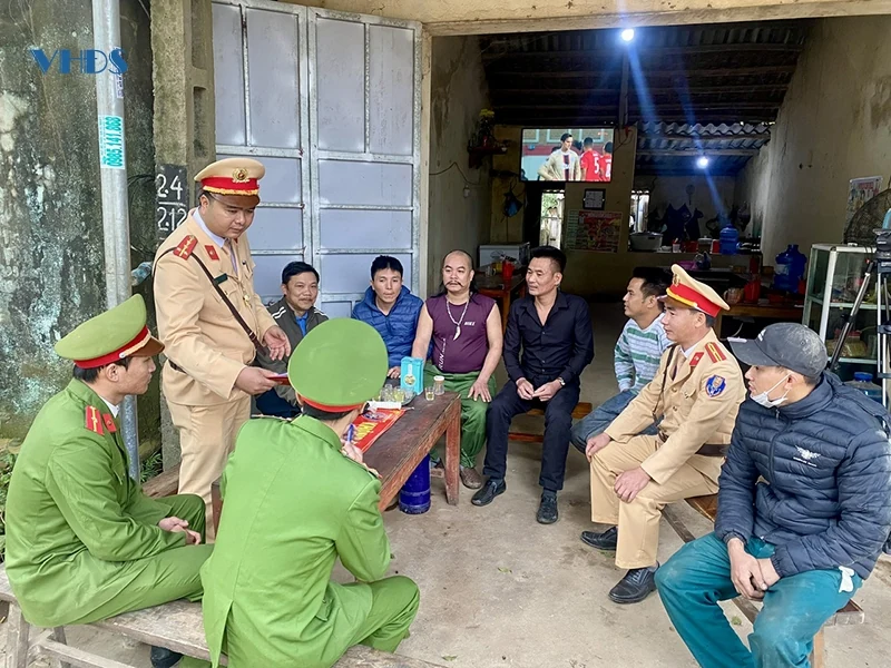 Gần dân, sát dân để lắng nghe, phục vụ Nhân dân