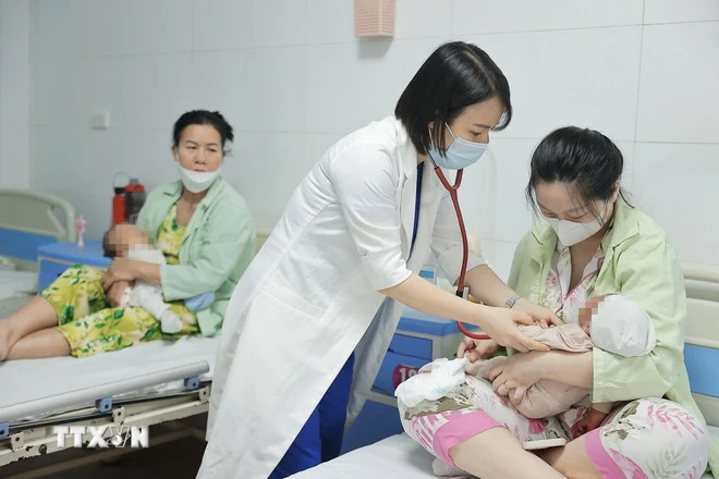 COVID-19 quay trở lại: Ai cần điều trị tại bệnh viện nếu mắc virus?