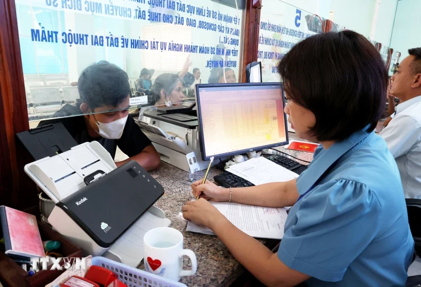 Chính phủ quy định mới về 5 đối tượng thực hiện chính sách tinh giản biên chế