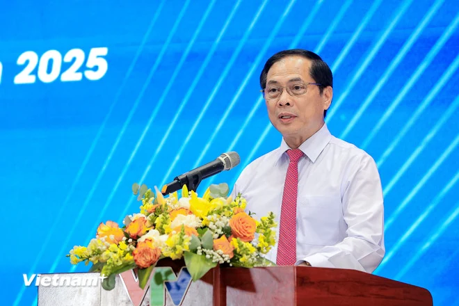 Tuyên dương 50 nhà báo trẻ tiêu biểu dịp 100 năm Ngày Báo chí Cách mạng Việt Nam