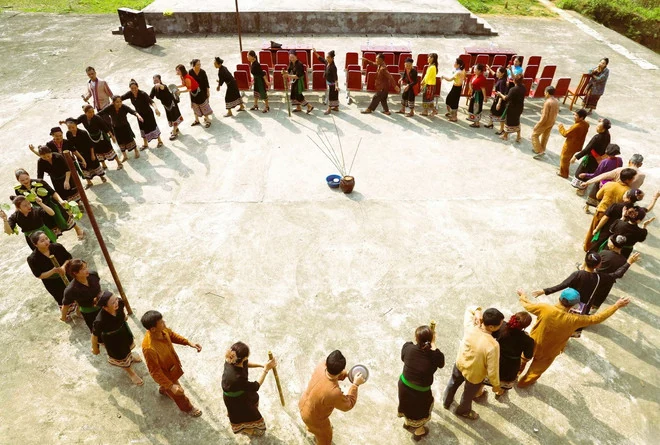 Lễ đón tiếng sấm đầu năm của dân tộc Ơ Đu ở Nghệ An độc, lạ như thế nào?