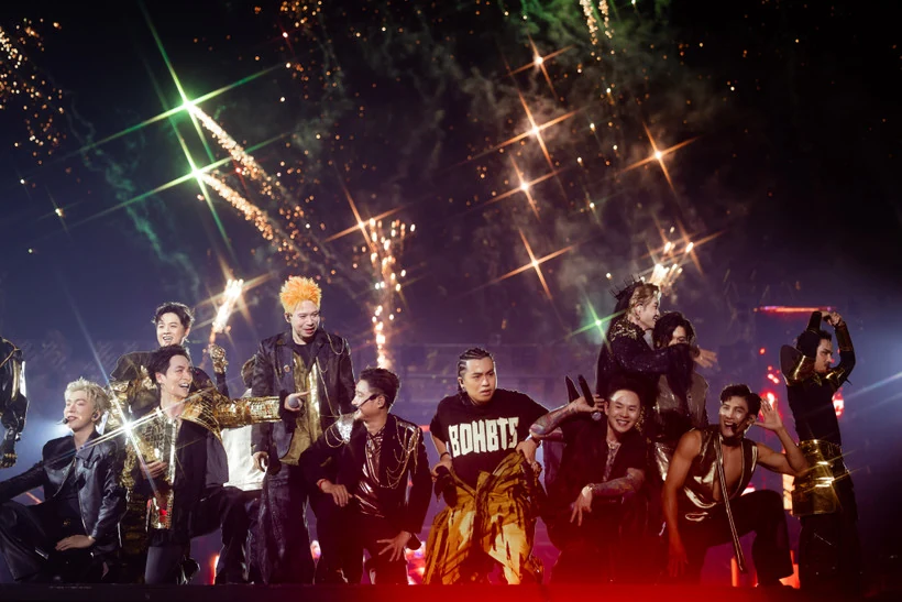 Dự giải quốc tế, concert “Anh trai vượt ngàn chông gai” thắng lớn