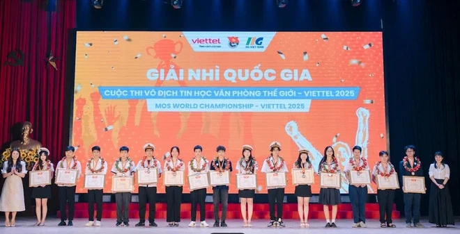 6 gương mặt đại diện Việt Nam tranh tài Vô địch tin học văn phòng thế giới