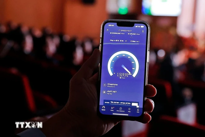 Việt Nam tăng tốc phủ sóng 5G: Động lực mới cho tăng trưởng GDP và chuyển đổi số