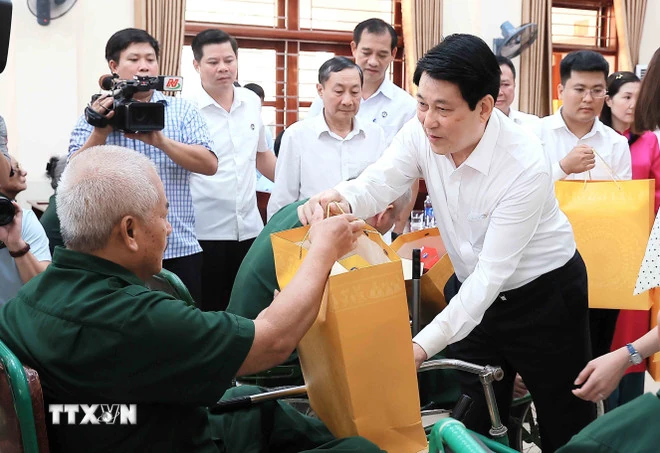 Chủ tịch nước: Chính sách ưu đãi người có công là nhiệm vụ thường xuyên, lâu dài