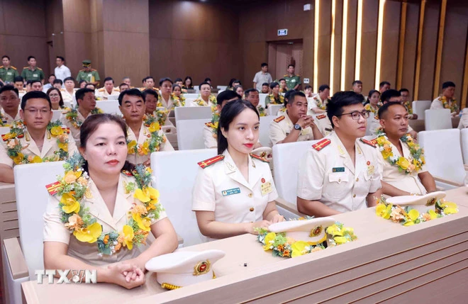 Những câu chuyện ấn tượng từ các gương điển hình tiên tiến “Vì an ninh tổ quốc