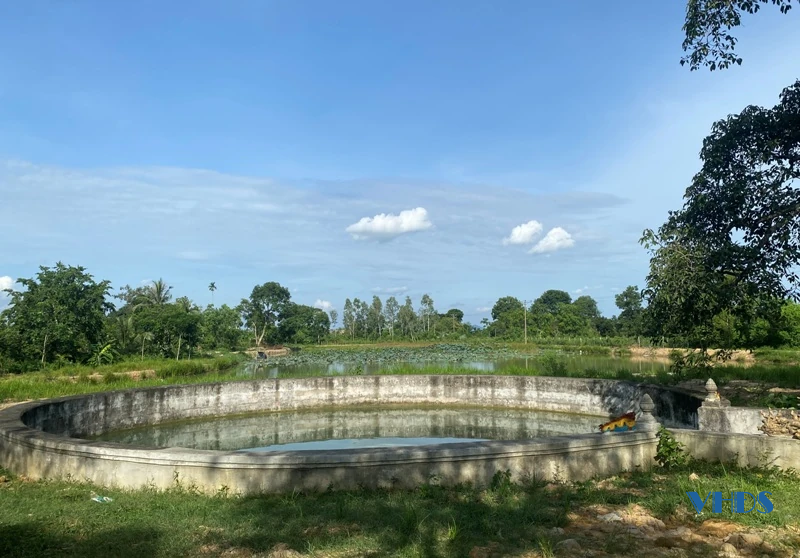 Trưởng làng được người dân tin quý