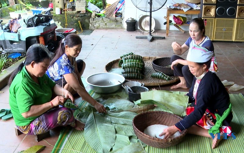 Lễ cúng Rằm tháng Bảy - Nét đẹp văn hóa tâm linh của người Dao Quần Chẹt