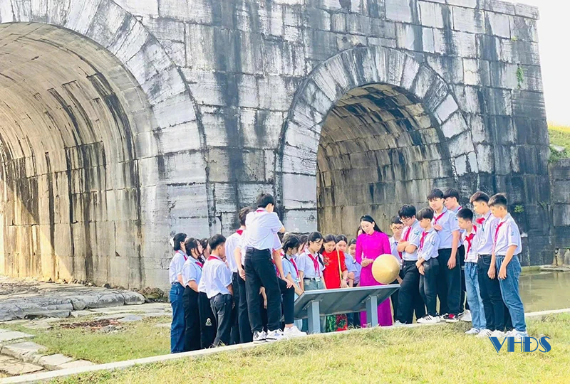 Công nghệ “chắp cánh” cho di sản (Bài 2:): Số hóa phát huy giá trị di sản